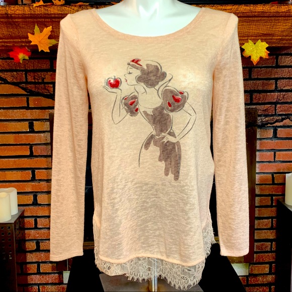 LC Lauren Conrad Sweaters - LC Lauren Conrad Snow White Sweater SZ-S